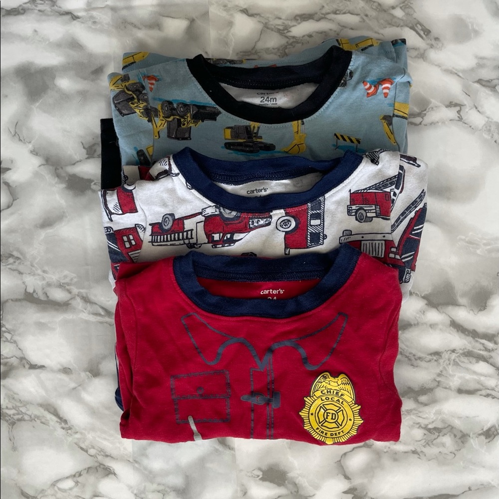 3 x Carter’s PJs
